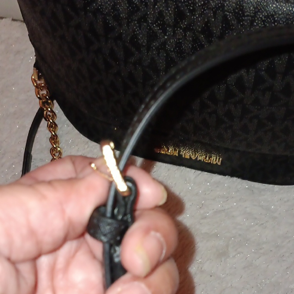 Michael Kors Preloved Black and Gold Crossbody Bag With New Replacement Strap. - Picture 7 of 14